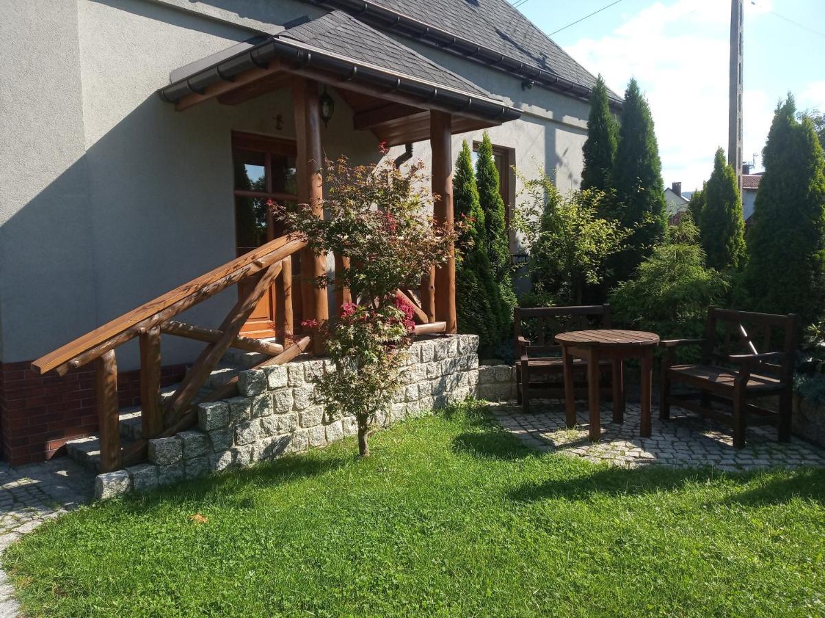 Bocianowka Z Sauna I Fotelem Masujacym W Cenie Устронь Экстерьер фото
